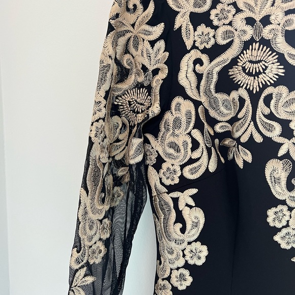 KATHERINE KELLY BLACK & GOLD EMBROIDERED DETAILING DRESS - SZ 4 - Picture 4 of 6
